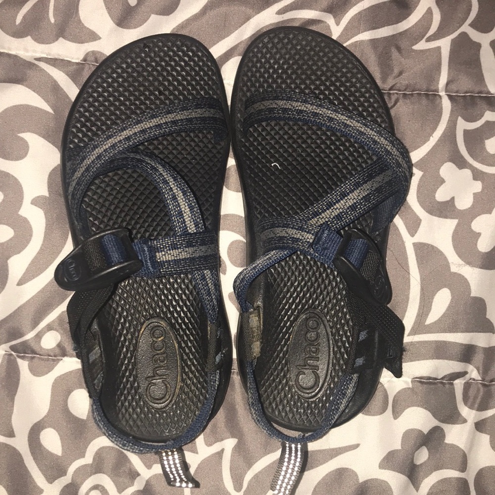 Kids chacos, size 3